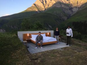 Infinite Stars Hotel, conceptualism under the sky