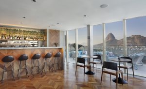 Yoo2. Tapas and Cocktail on Botafogo Shoreline