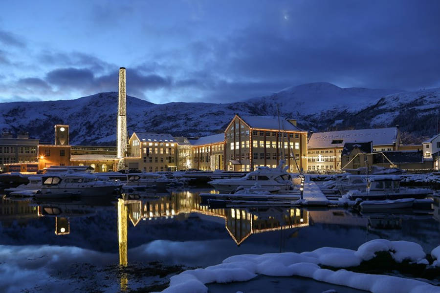<span style="color: red;">SHOP</span> NORWAY