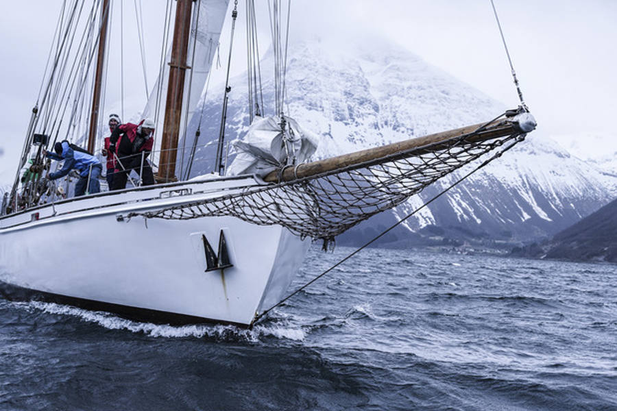<span style="color: red;">DO</span> NORWAY